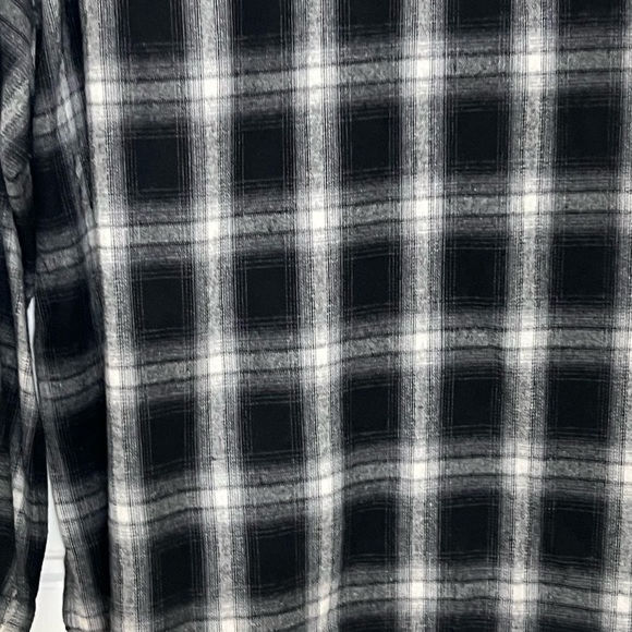 HOTOUCH Women's Black and White Plaid Button Down Shirt - Picture 5 of 7